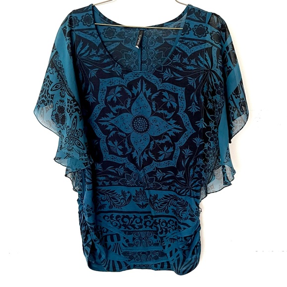 2/$20 Espresso Blue / Black Blouse Size M - Picture 3 of 6